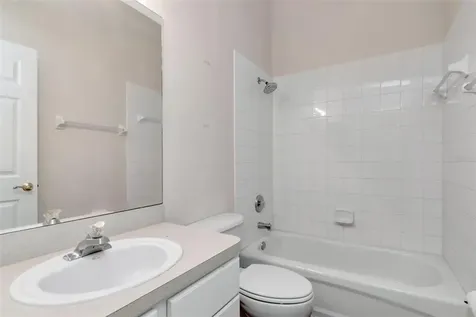 18832 Duquesne Drive Tampa FL 33647