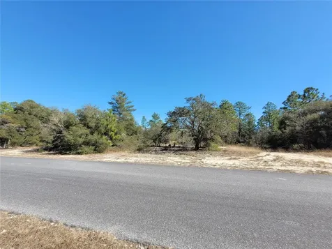 3138 W Redgate Drive Dunnellon FL 34433