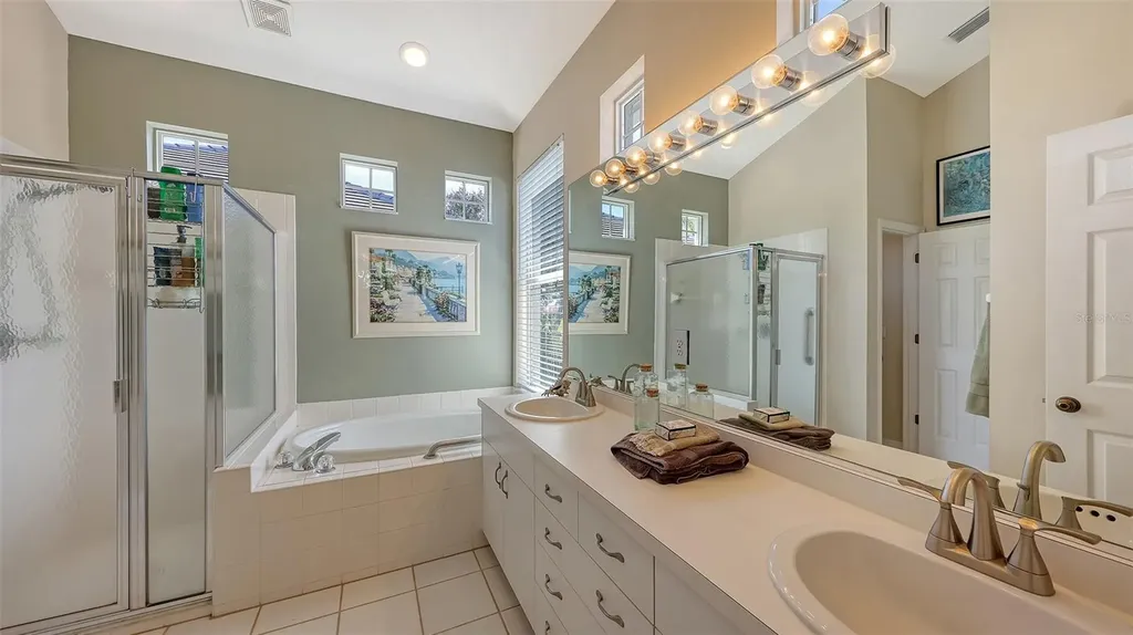 4062 Caddie Drive E Bradenton FL 34203