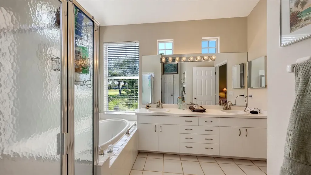 4062 Caddie Drive E Bradenton FL 34203