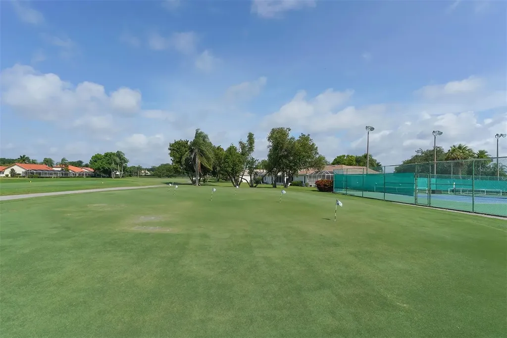 4062 Caddie Drive E Bradenton FL 34203