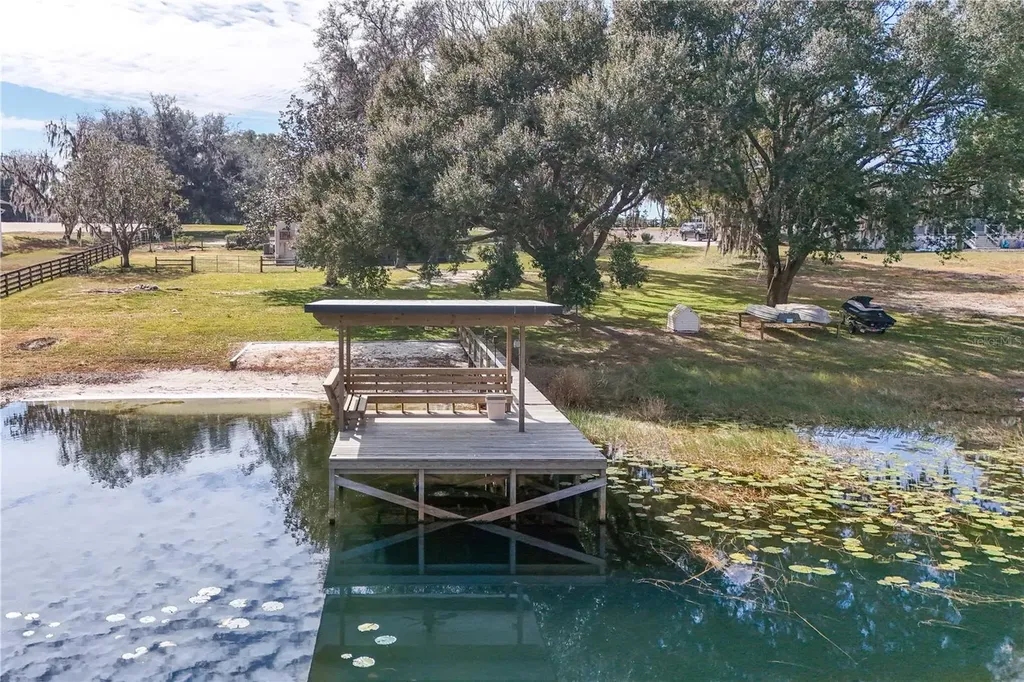 17025 Peru Road Umatilla FL 32784