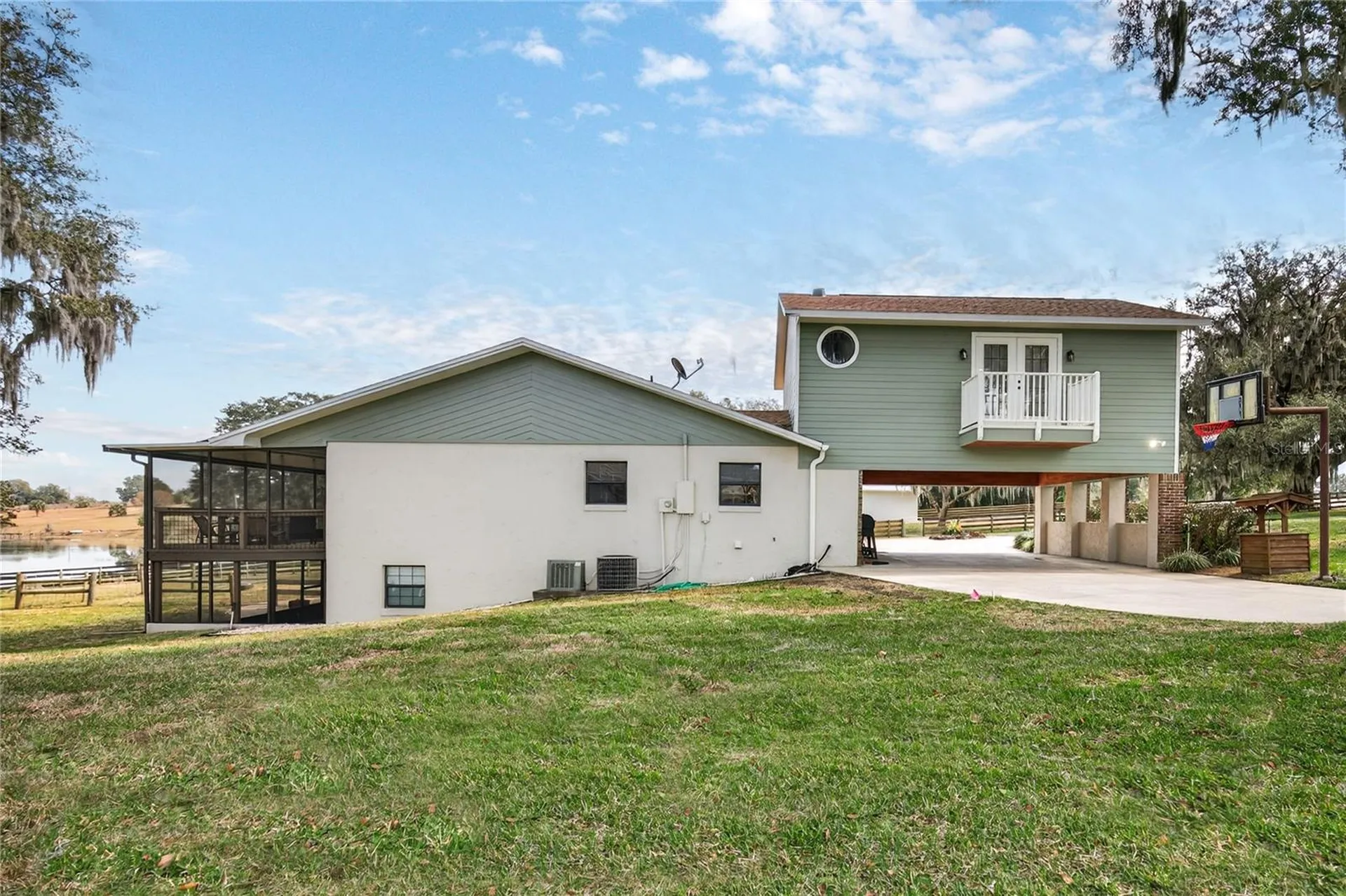 17025 Peru Road Umatilla FL 32784