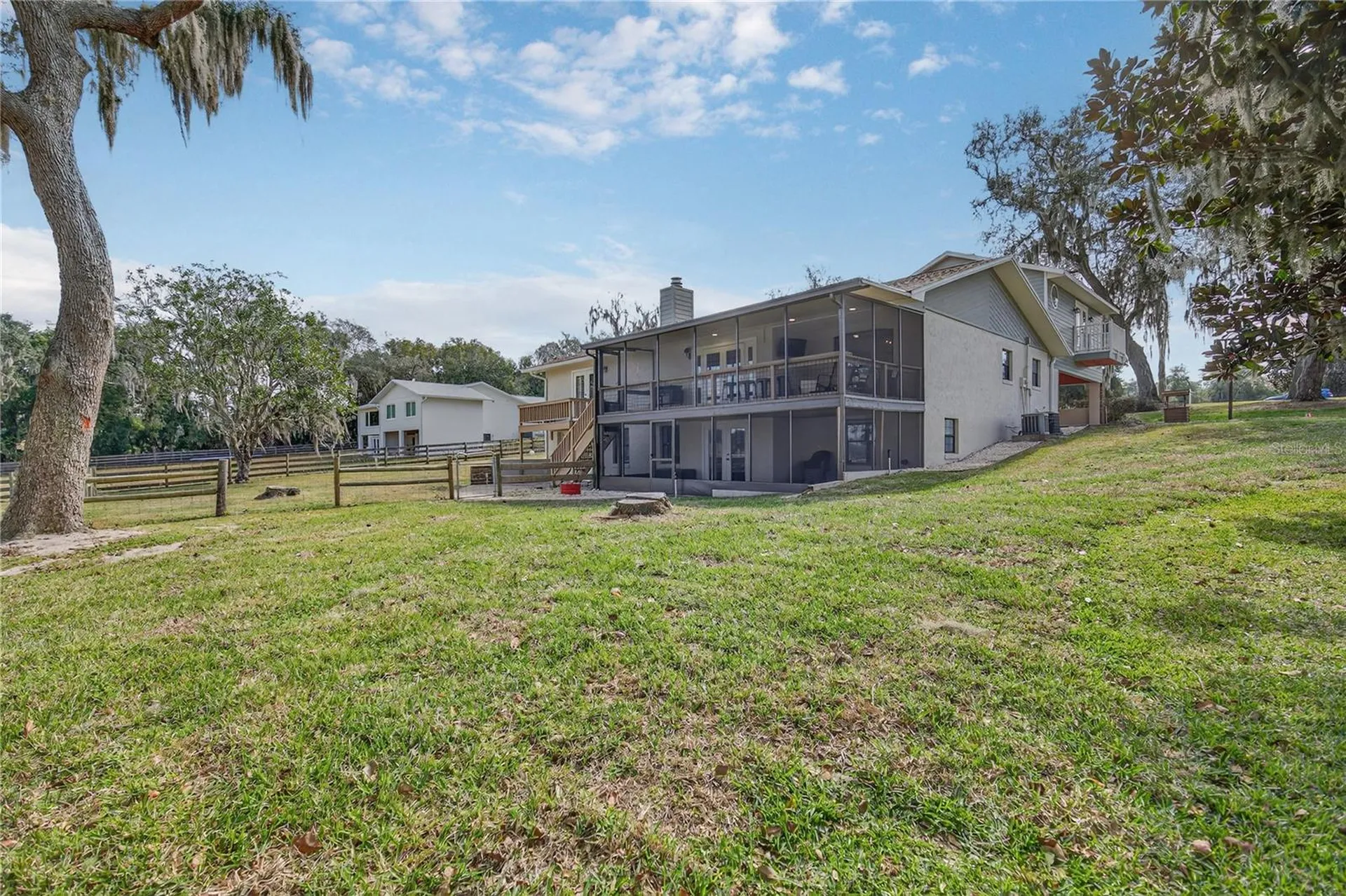 17025 Peru Road Umatilla FL 32784
