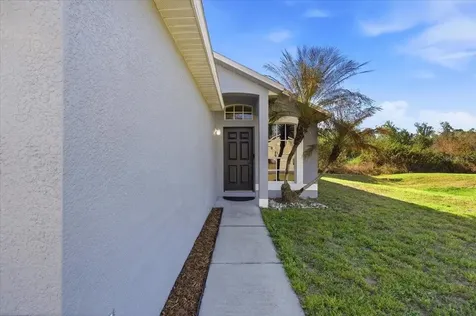 2036 Whispering Trails Boulevard Winter Haven FL 33884