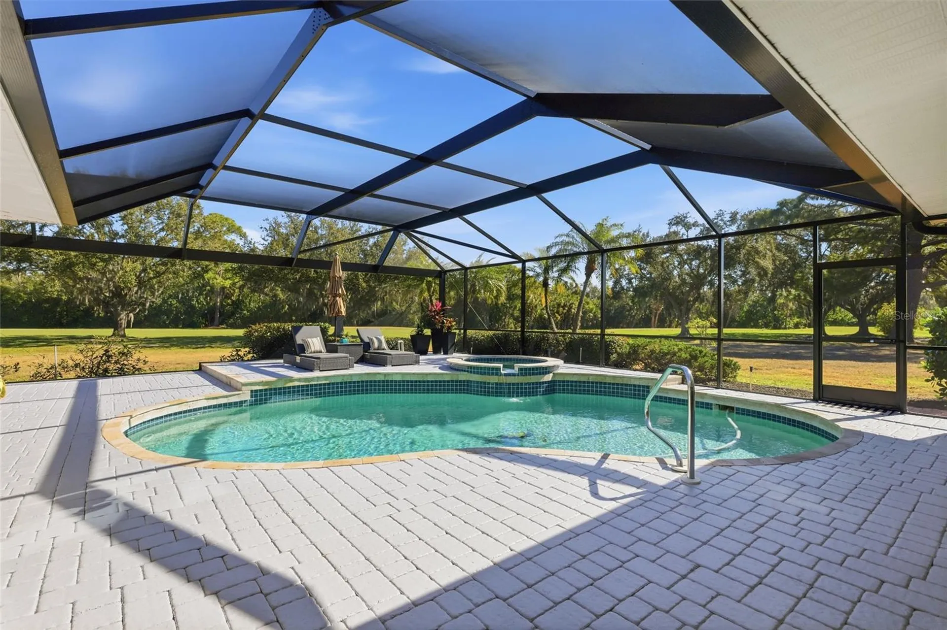 7321 Links Court Sarasota FL 34243