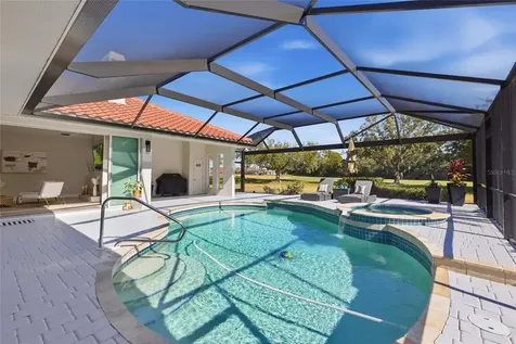 7321 Links Court Sarasota FL 34243
