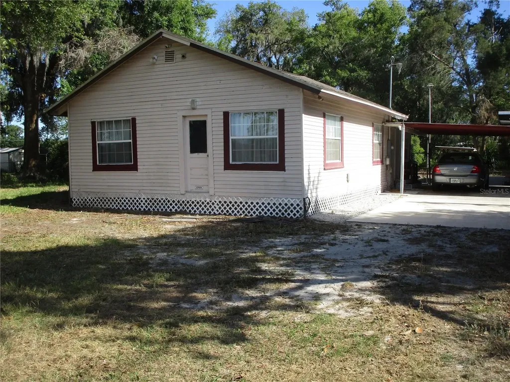 20036 State Road 44 Eustis FL 32736
