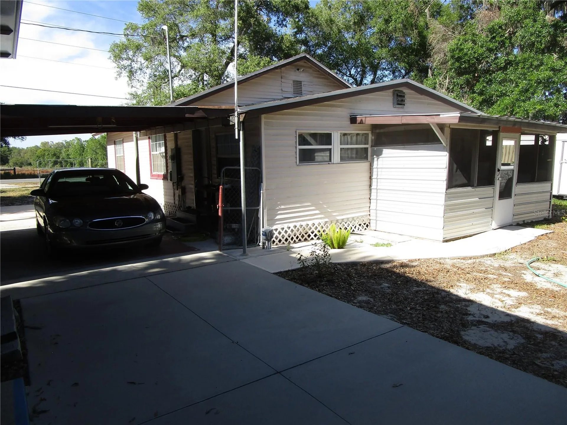 20036 State Road 44 Eustis FL 32736