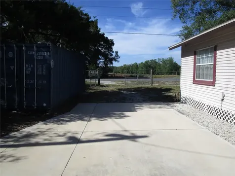 20036 State Road 44 Eustis FL 32736
