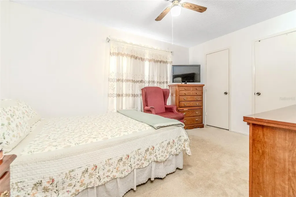 7720 Colebrook Drive Orlando FL 32818