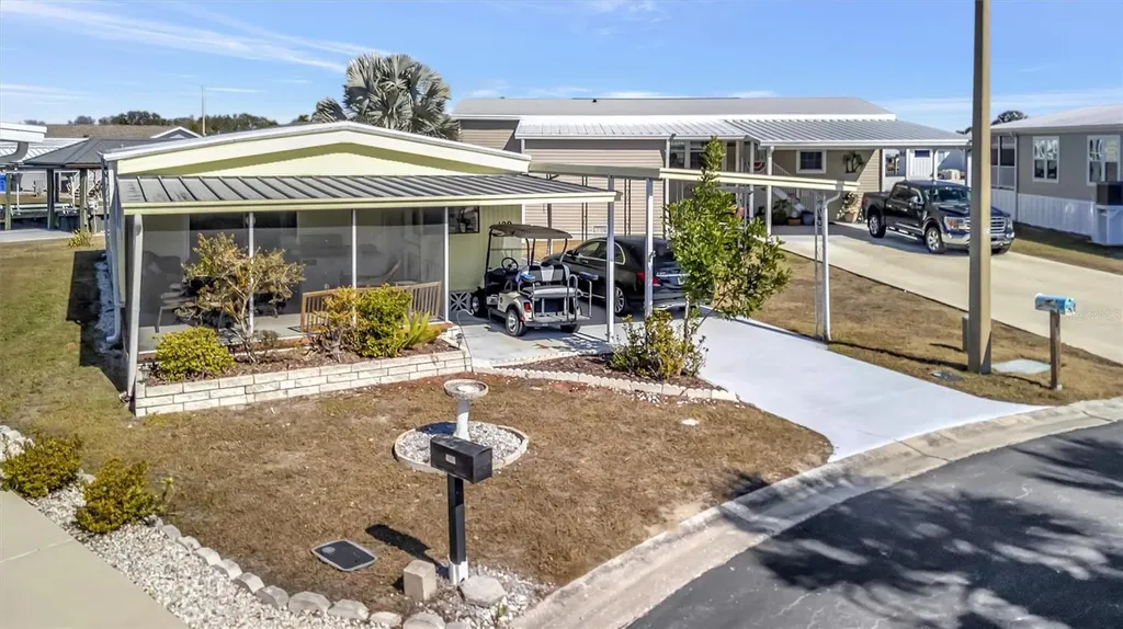 129 E Saint Lucia Loop Apollo Beach FL 33572