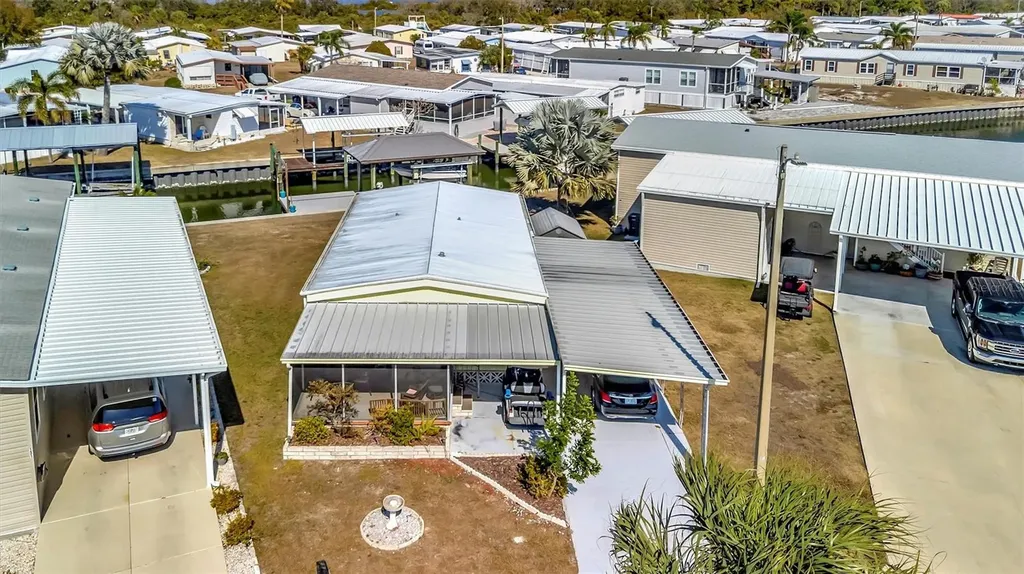 129 E Saint Lucia Loop Apollo Beach FL 33572