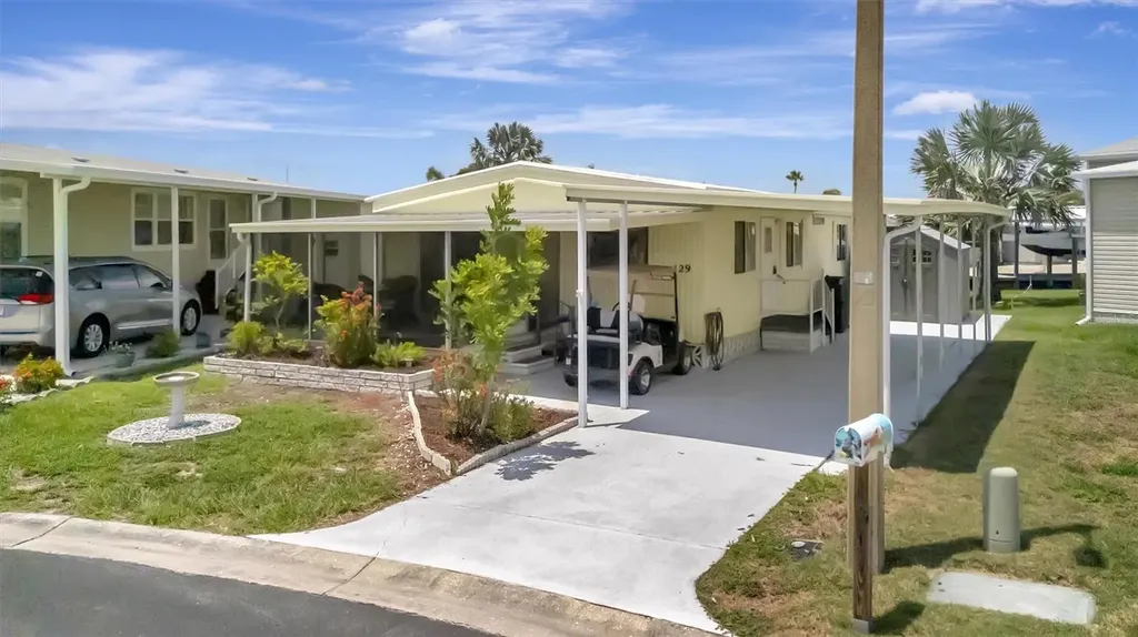 129 E Saint Lucia Loop Apollo Beach FL 33572