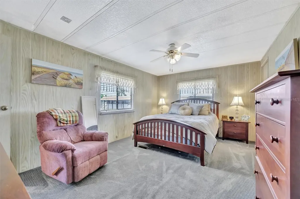 129 E Saint Lucia Loop Apollo Beach FL 33572