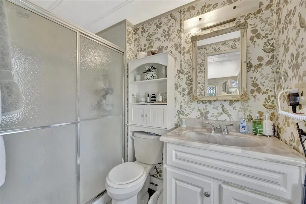 129 E Saint Lucia Loop Apollo Beach FL 33572