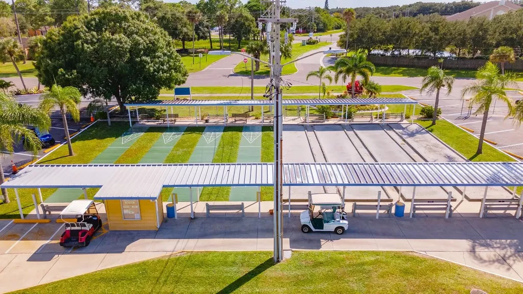 129 E Saint Lucia Loop Apollo Beach FL 33572