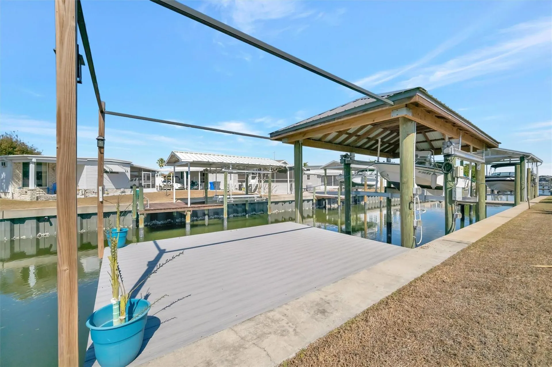 129 E Saint Lucia Loop Apollo Beach FL 33572