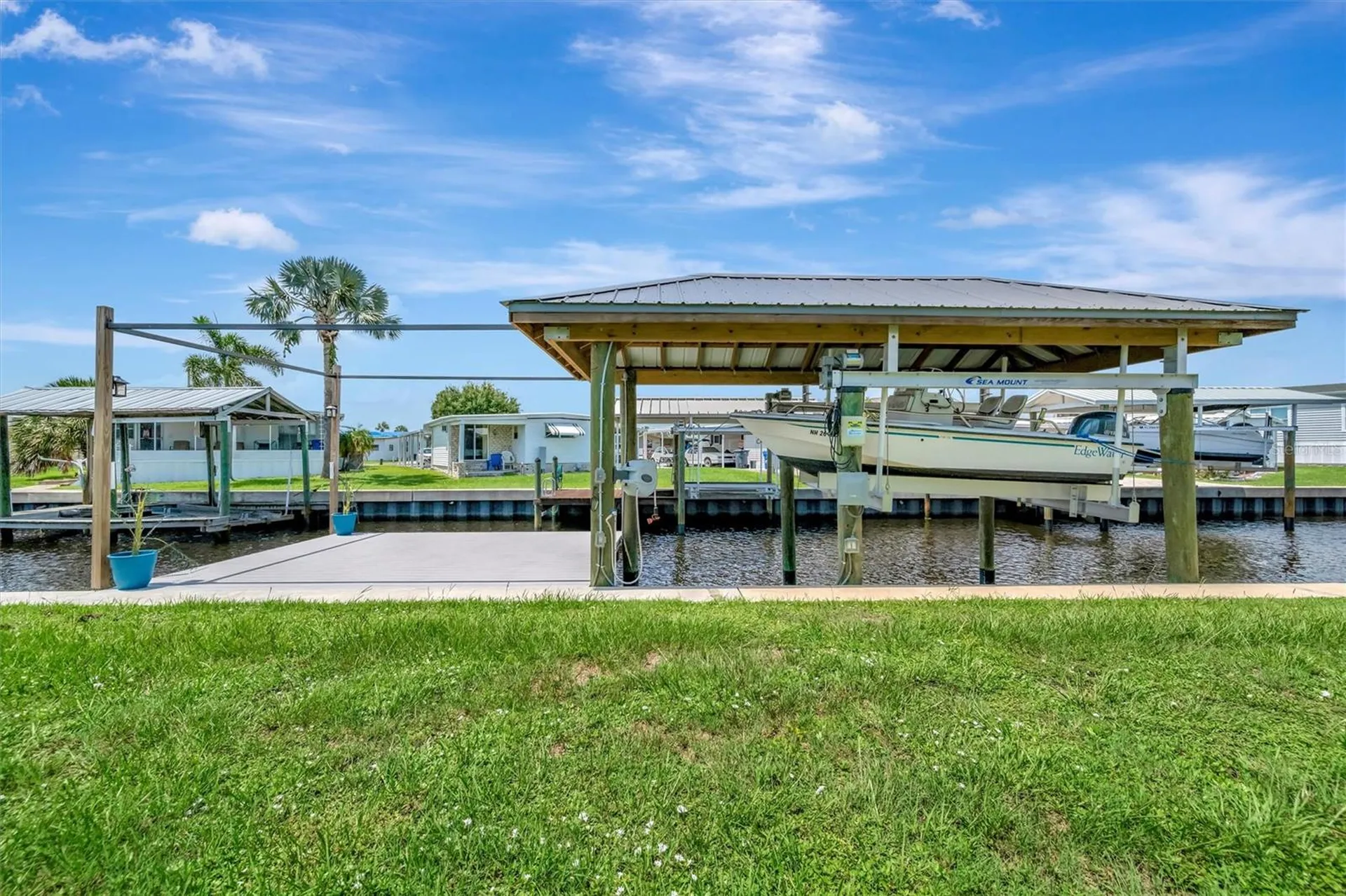 129 E Saint Lucia Loop Apollo Beach FL 33572