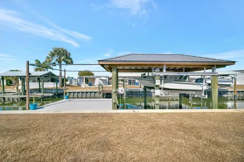 129 E Saint Lucia Loop Apollo Beach FL 33572