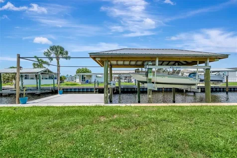 129 E Saint Lucia Loop Apollo Beach FL 33572