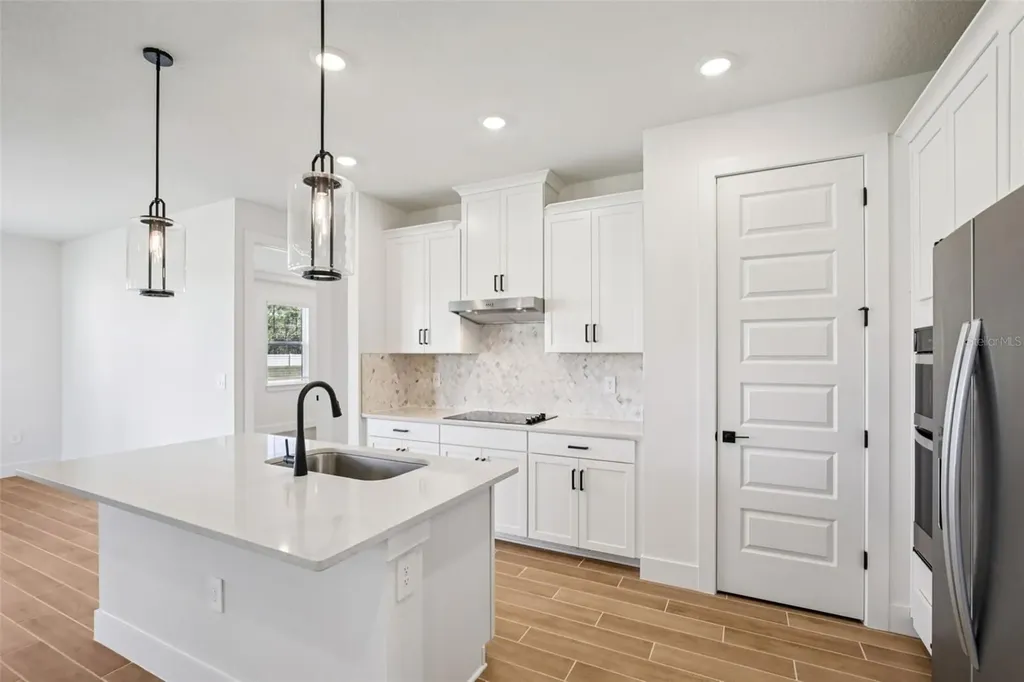 144 Shady Edge Loop Nokomis FL 34275