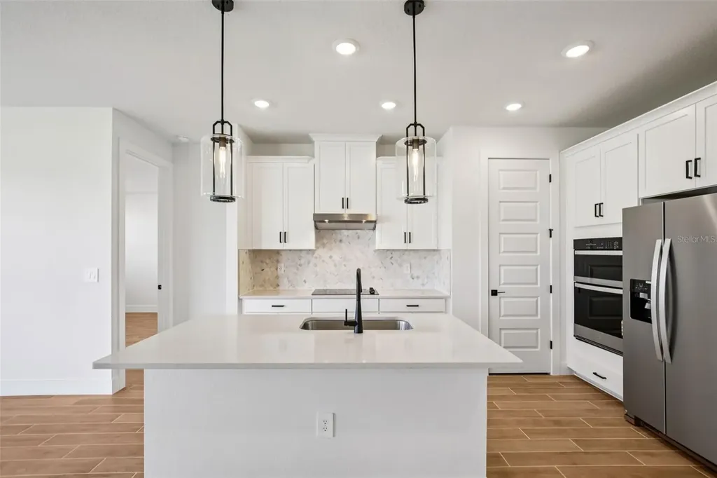144 Shady Edge Loop Nokomis FL 34275