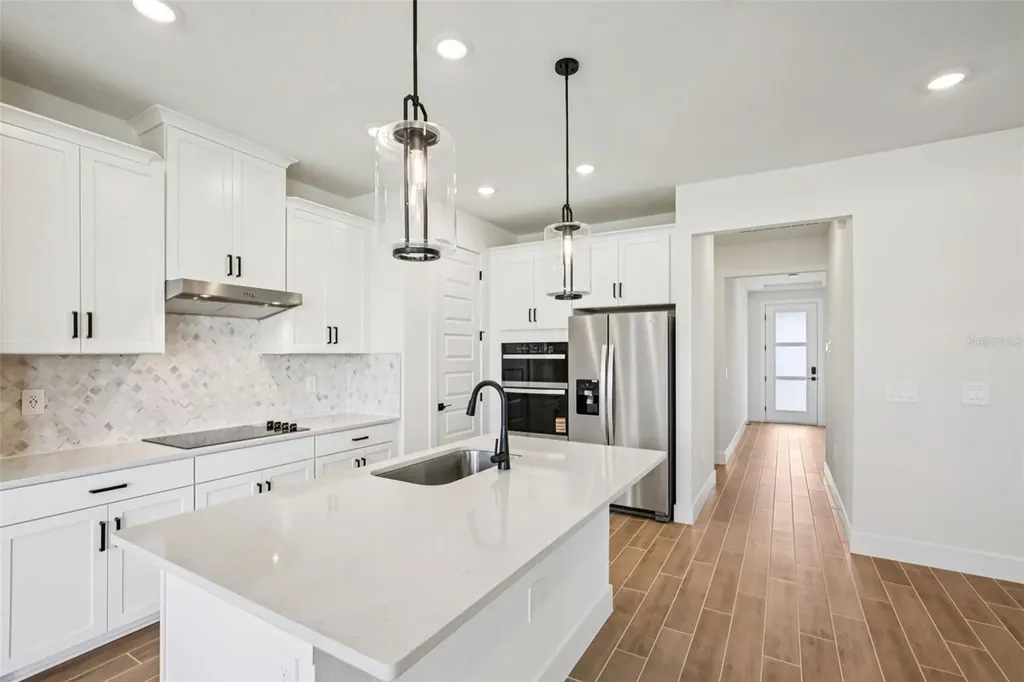 144 Shady Edge Loop Nokomis FL 34275