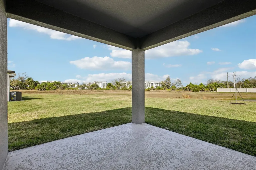 144 Shady Edge Loop Nokomis FL 34275