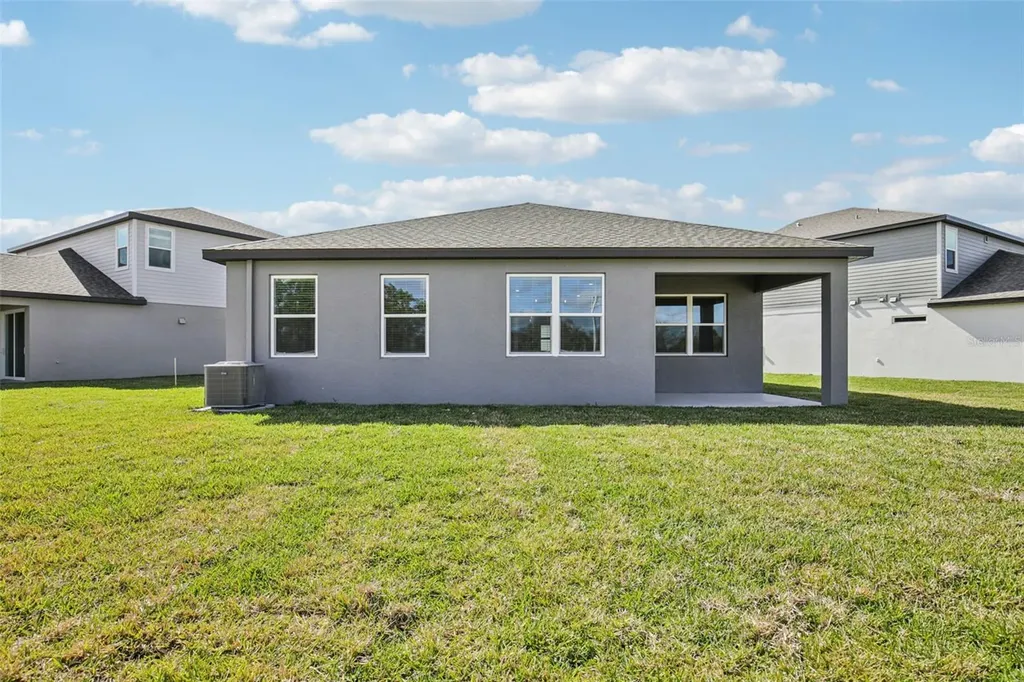 144 Shady Edge Loop Nokomis FL 34275