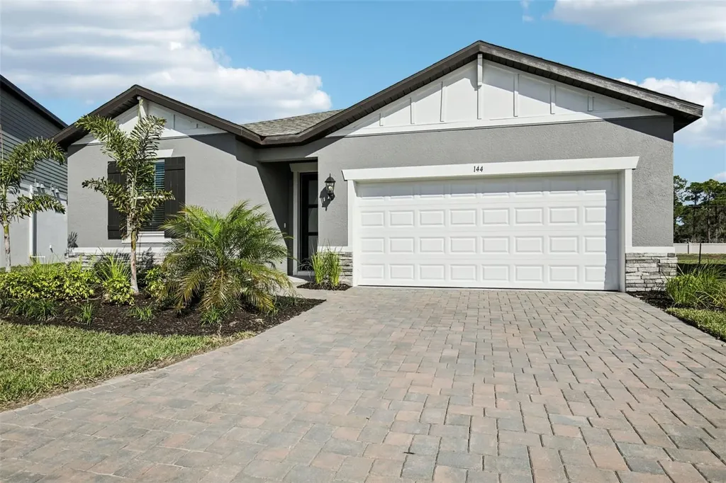 144 Shady Edge Loop Nokomis FL 34275