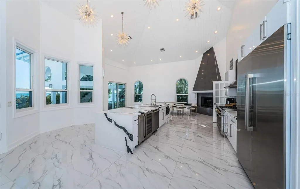 5212 62nd Avenue S St Petersburg FL 33715