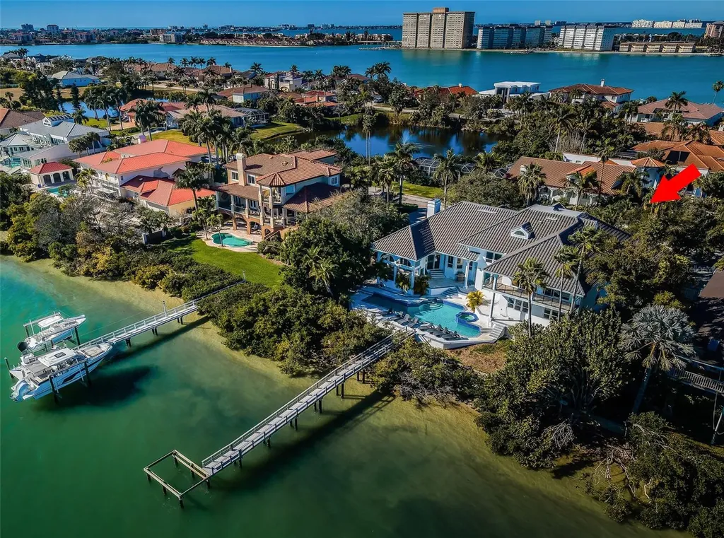 5212 62nd Avenue S St Petersburg FL 33715