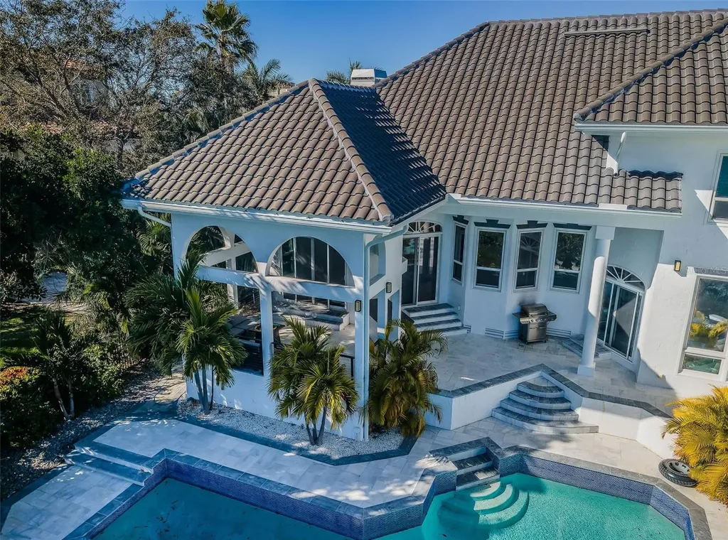 5212 62nd Avenue S St Petersburg FL 33715