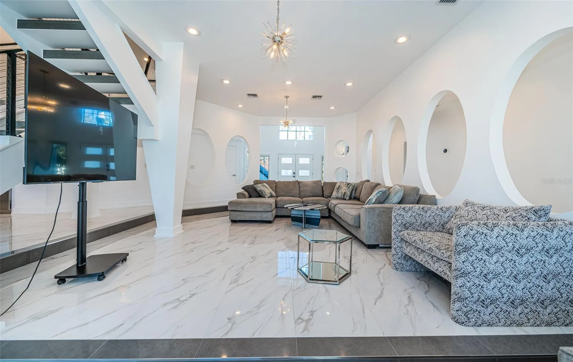 5212 62nd Avenue S St Petersburg FL 33715