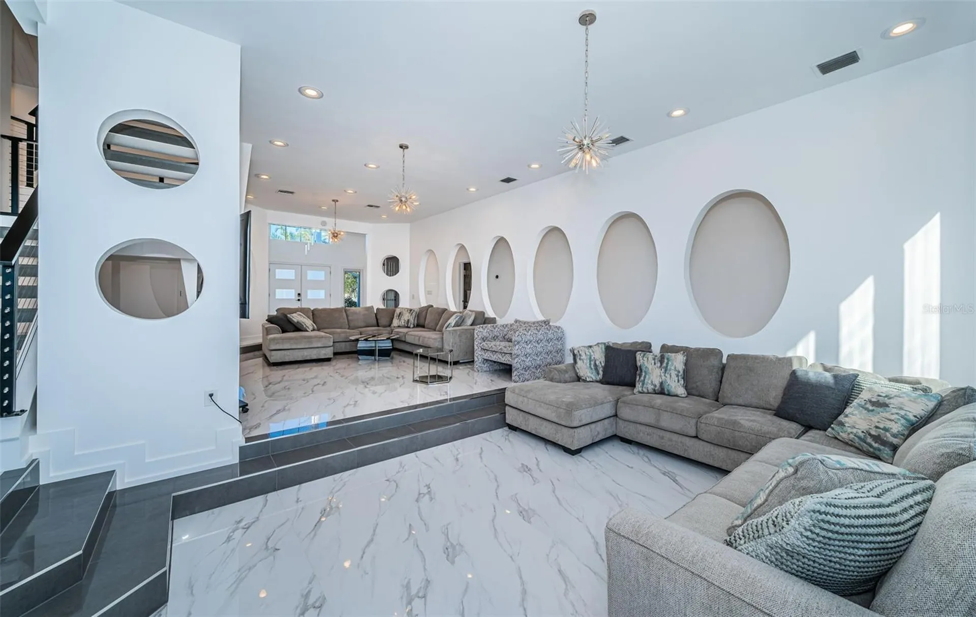 5212 62nd Avenue S St Petersburg FL 33715