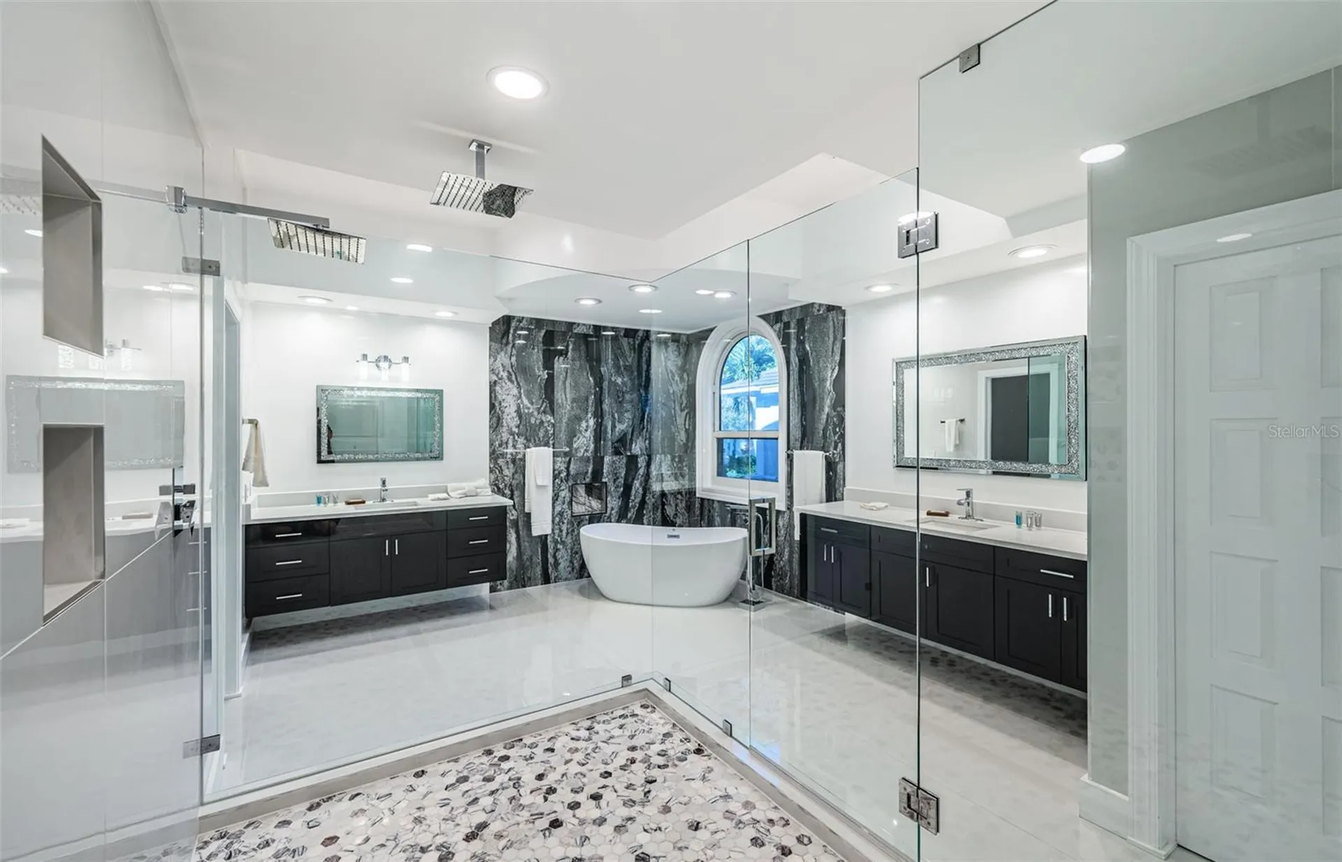 5212 62nd Avenue S St Petersburg FL 33715