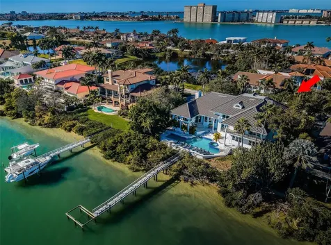 5212 62nd Avenue S St Petersburg FL 33715