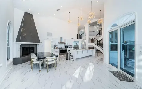 5212 62nd Avenue S St Petersburg FL 33715