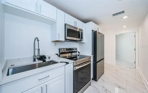 5212 62nd Avenue S St Petersburg FL 33715