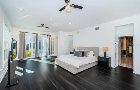 5212 62nd Avenue S St Petersburg FL 33715