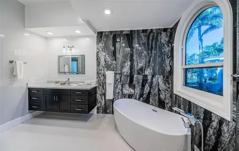 5212 62nd Avenue S St Petersburg FL 33715