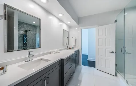 5212 62nd Avenue S St Petersburg FL 33715