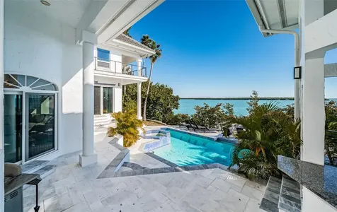 5212 62nd Avenue S St Petersburg FL 33715