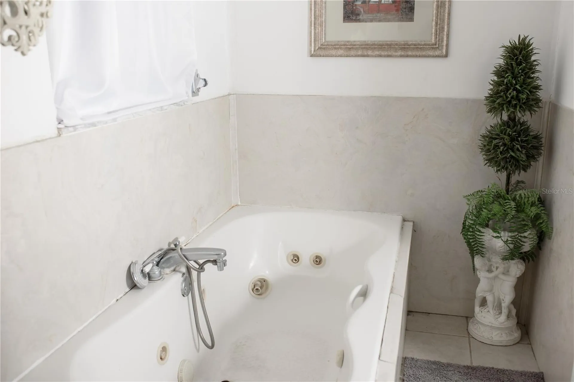 5644 Antoinette Street Sarasota FL 34232