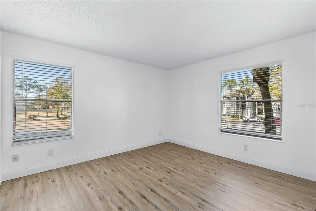 2060 Cascades Boulevard Kissimmee FL 34741