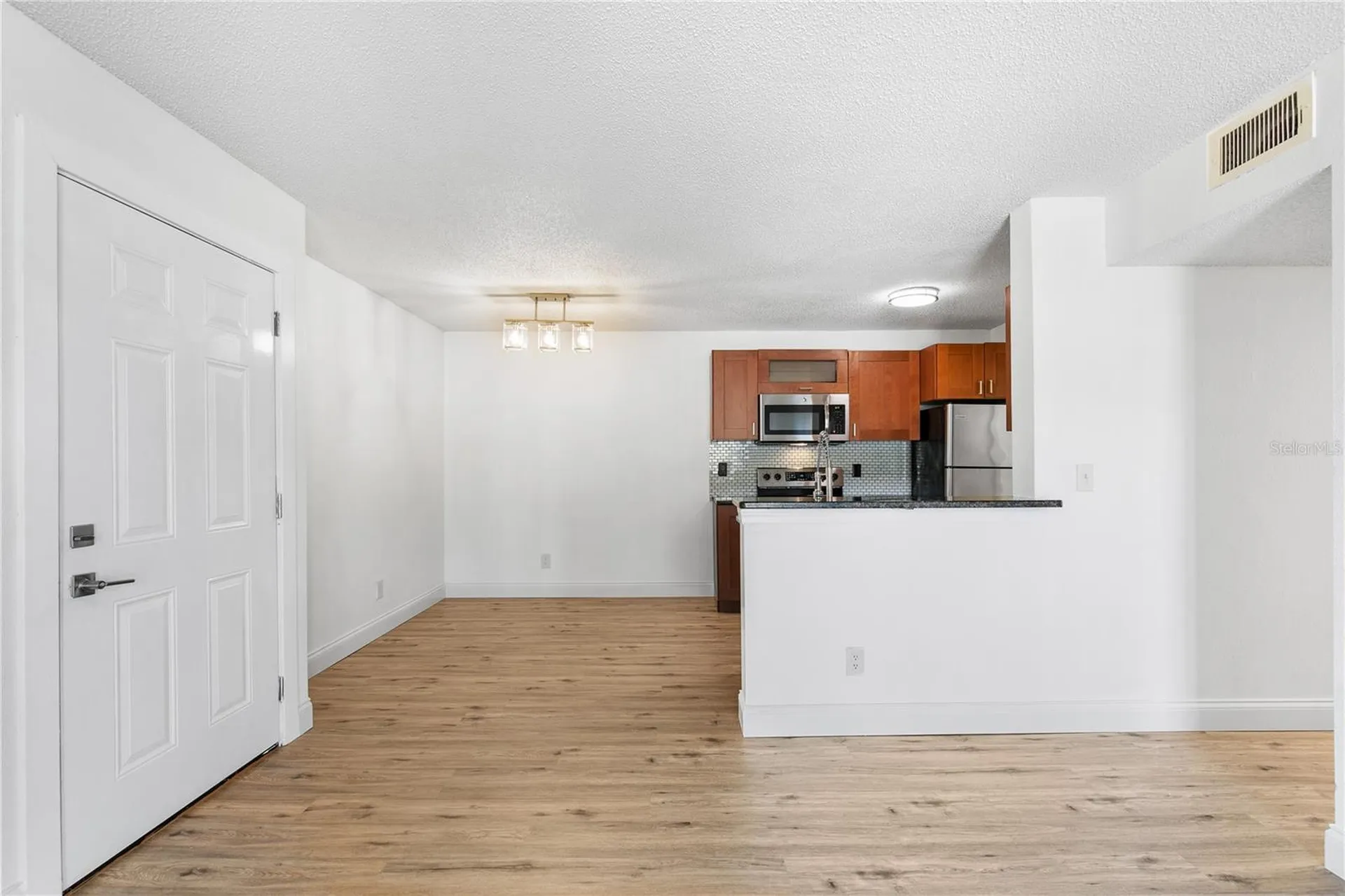 2060 Cascades Boulevard Kissimmee FL 34741