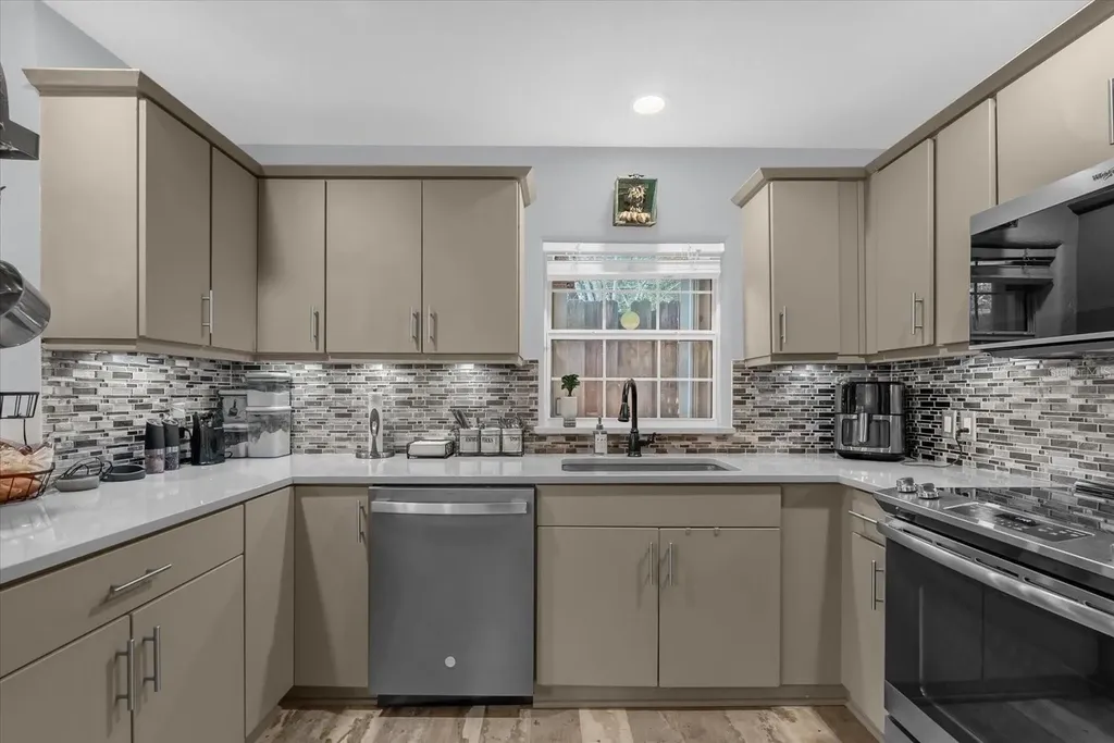 107 NE Ivanhoe Boulevard Orlando FL 32804