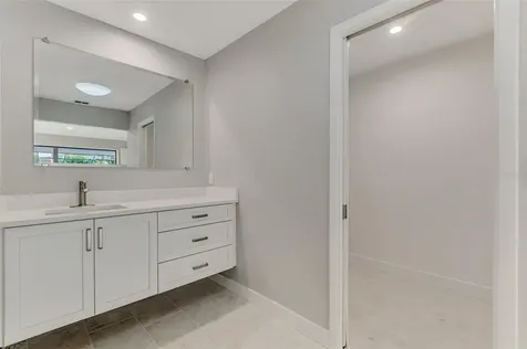 1224 S View Drive Sarasota FL 34242