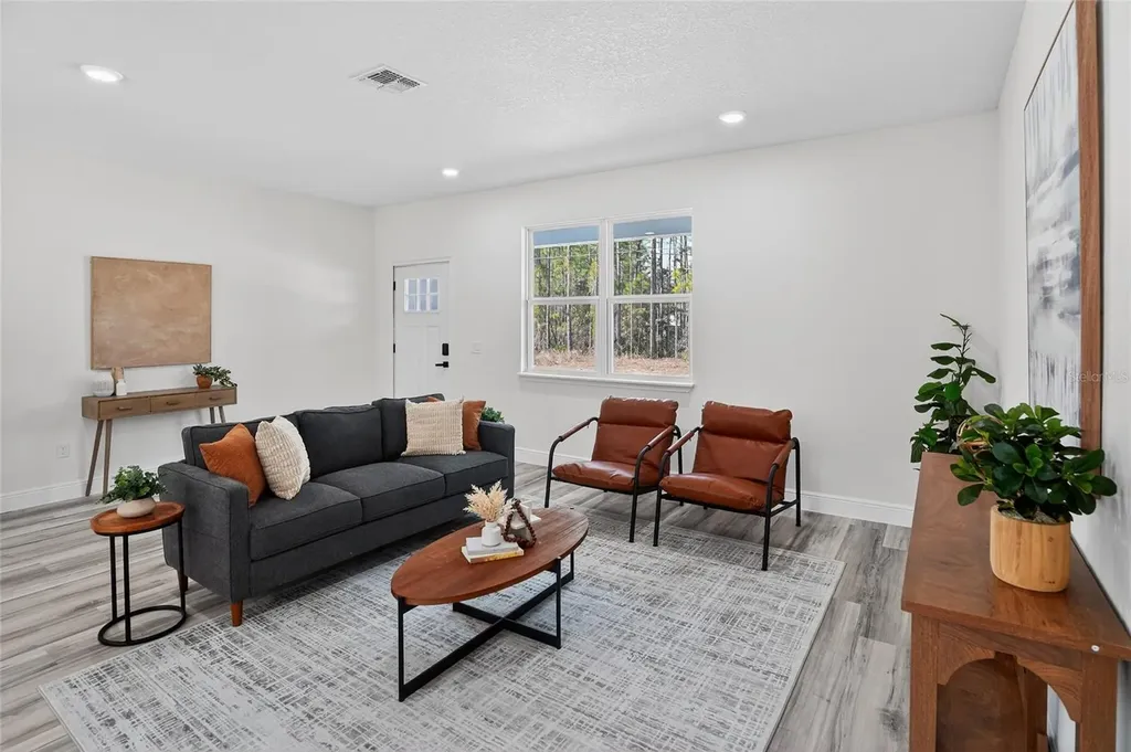 7945 N Janeaux Drive Citrus Springs FL 34434